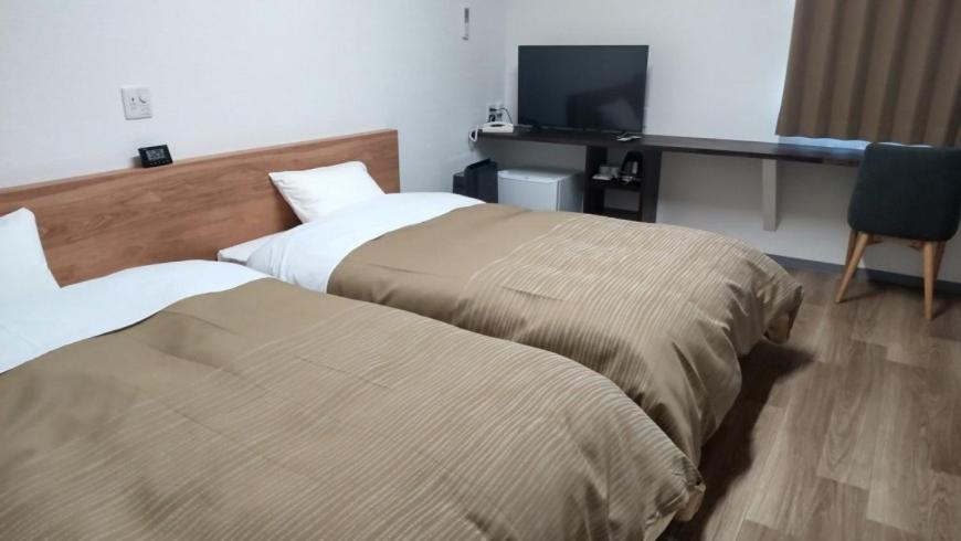 Basic Hotel تشيتشيبو المظهر الخارجي الصورة